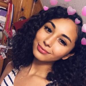 Meet your Posher, Carmen